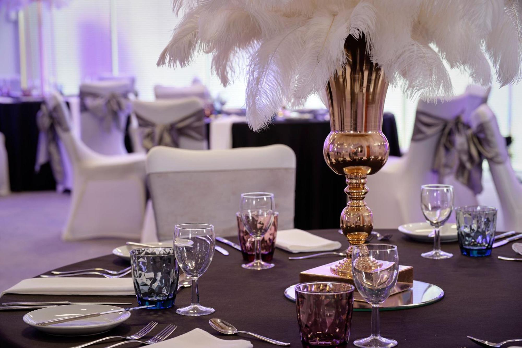 Sheraton Heathrow Hotel Hillingdon Bagian luar foto