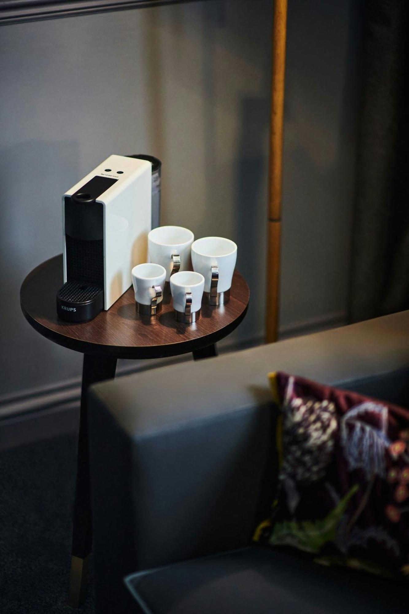 Sheraton Heathrow Hotel Hillingdon Bagian luar foto